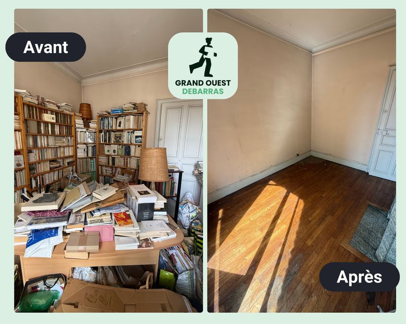 Pièce d’appartement remplie de livres et de bibliothèques, avant et après débarras